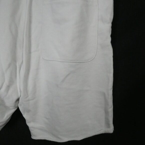 H&M - Regular Fit | medium | White Sweat Shorts - Picture 14 of 14